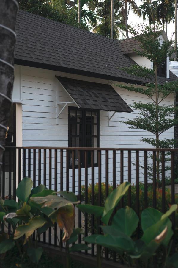 The Little Acres Cherai Vypin Exterior foto